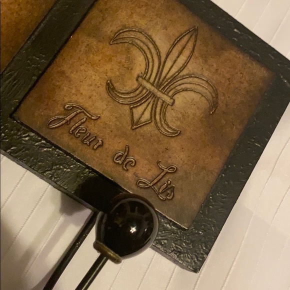 Paris Shelf - Picture 6 of 6